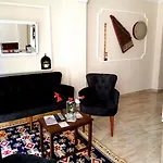 מלון דירות Yasin 4*