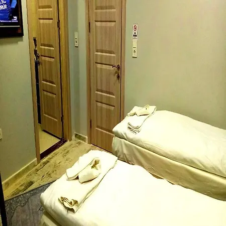 Yasin Aparthotel